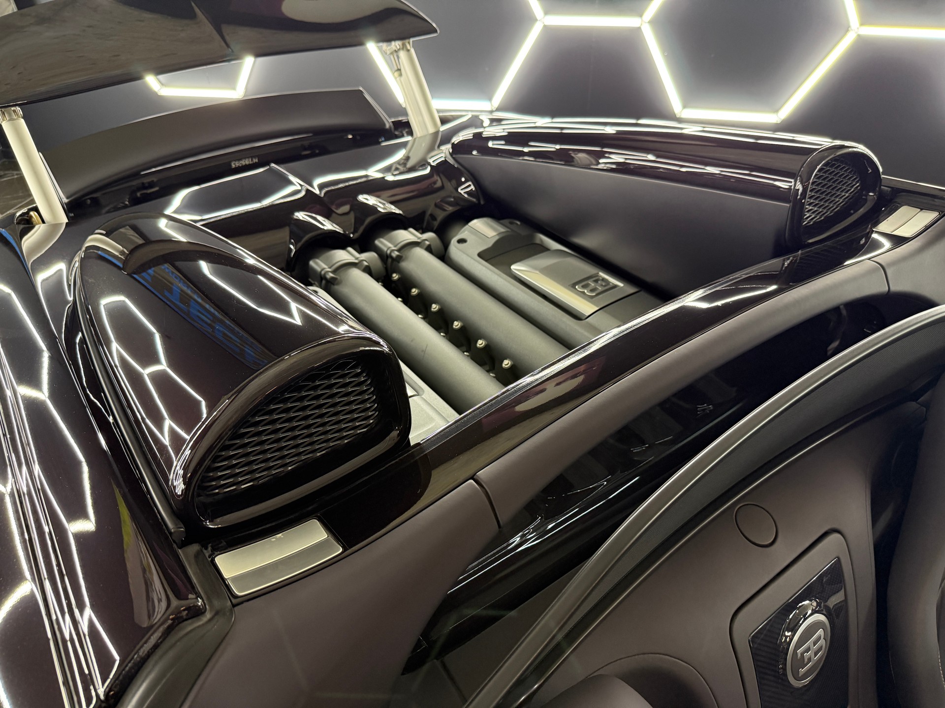 BUGATTI VEYRON Grand Sport Vitesse-image-16