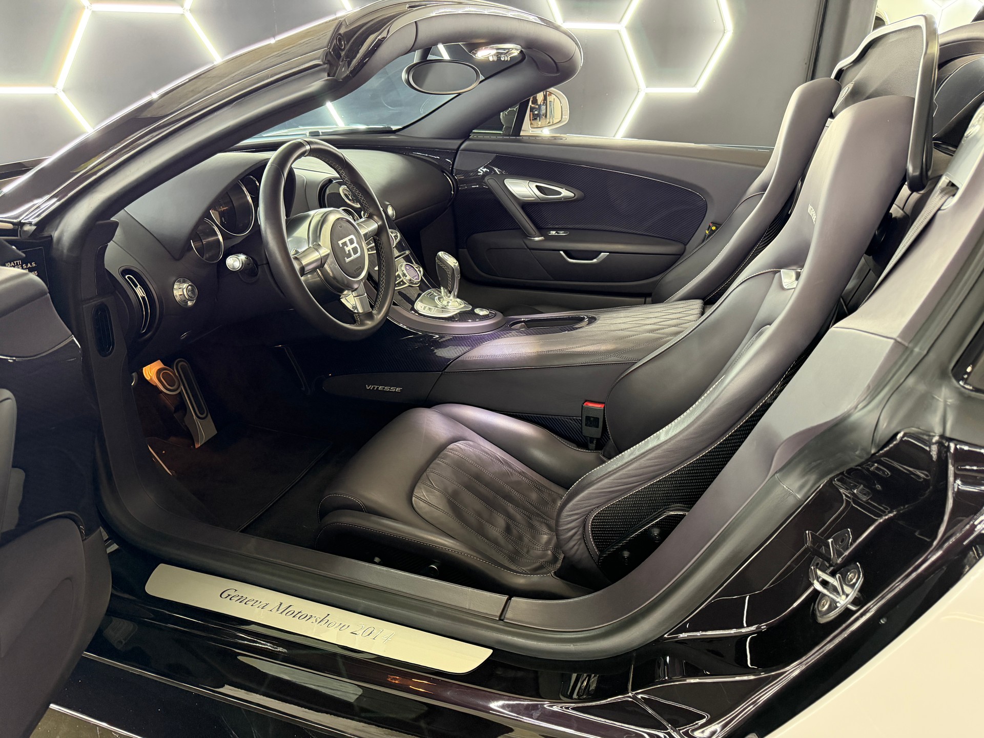 BUGATTI VEYRON Grand Sport Vitesse-image-26