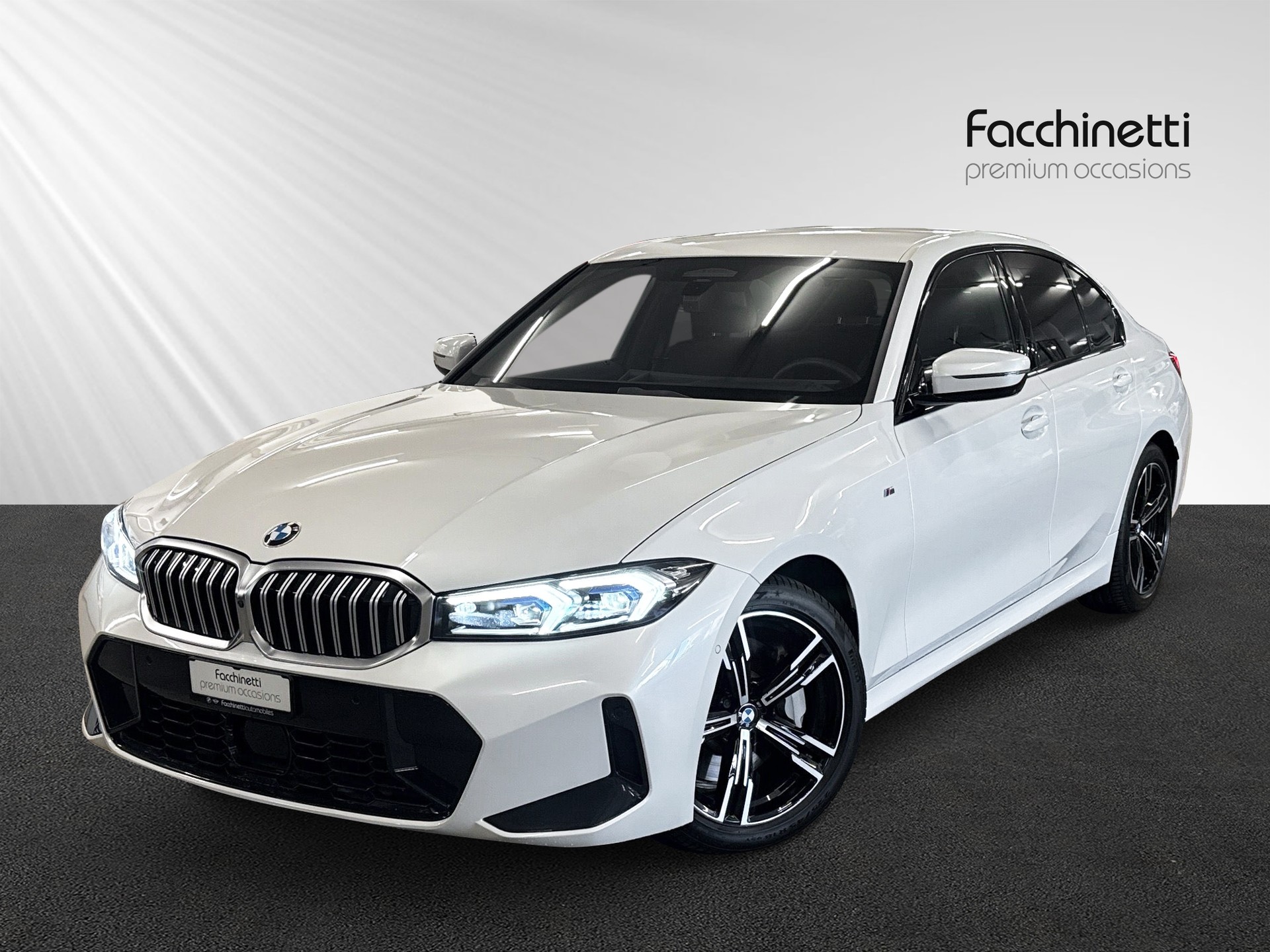 BMW 330d xDrive 48V Steptronic M Sport-image-0