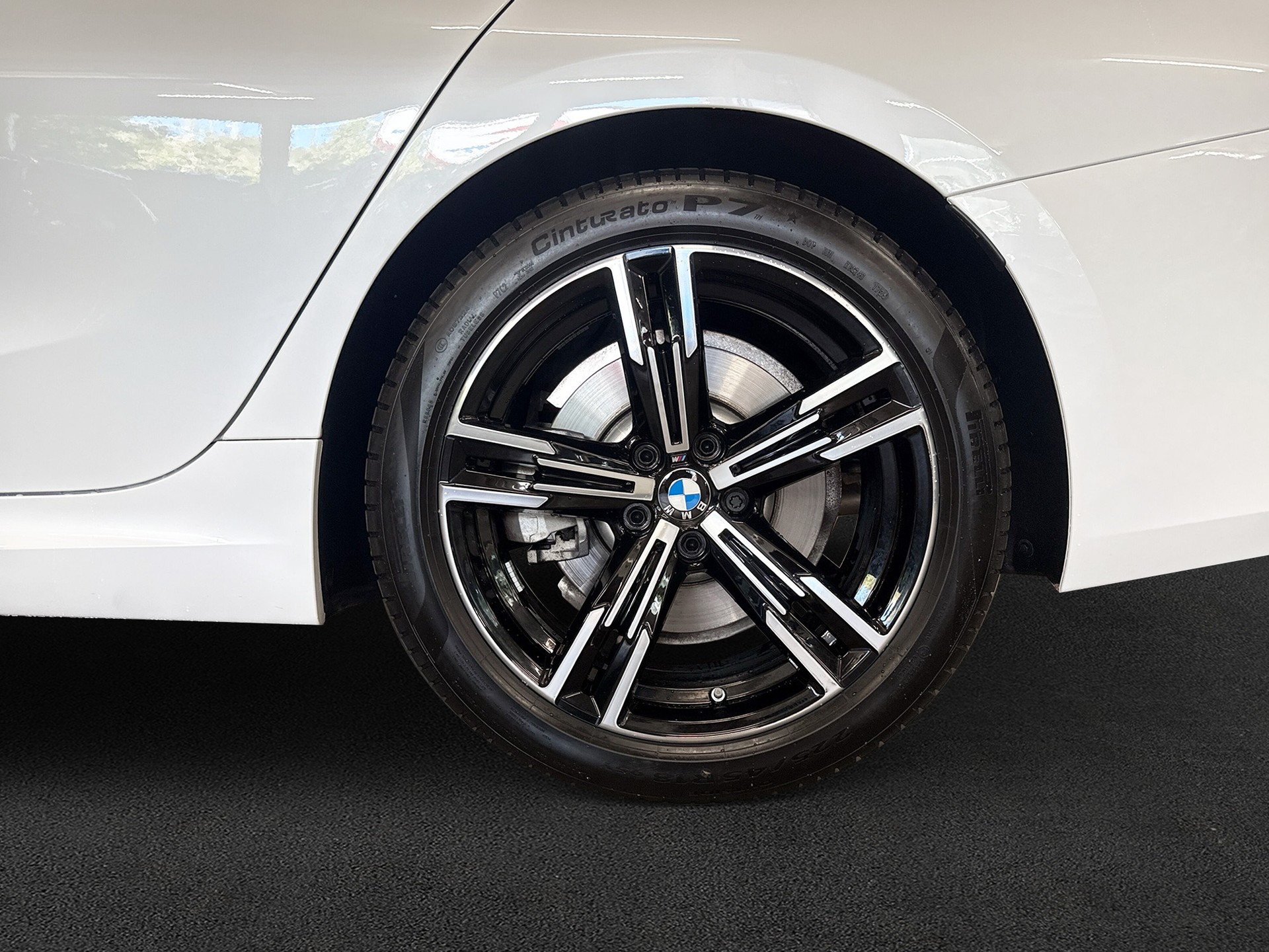 BMW 330d xDrive 48V Steptronic M Sport-image-8