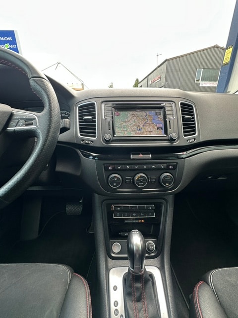 SEAT Alhambra 2.0 TDI 4Drive SWISS FR-image-11