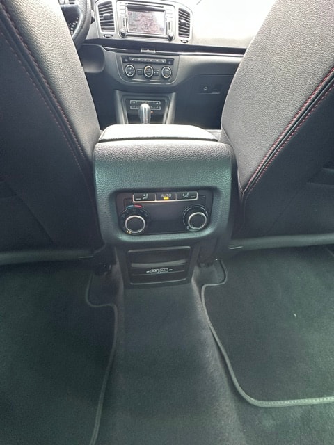 SEAT Alhambra 2.0 TDI 4Drive SWISS FR-image-15