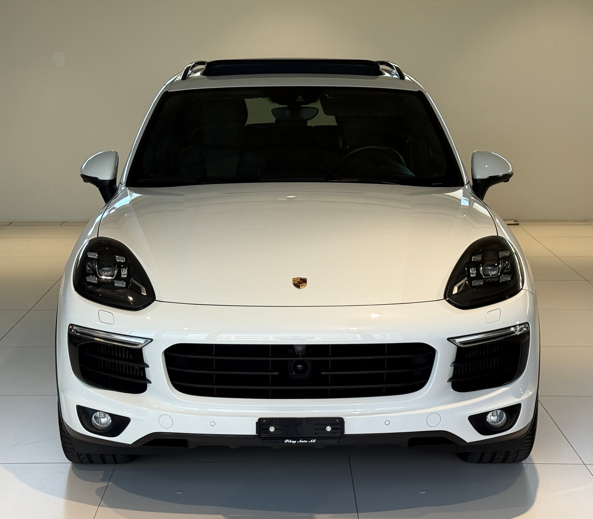 PORSCHE Cayenne Diesel Platinum Edition ***CH-Fahrzeug aus 1. Hand***Panoramadach***Luftfederung***-image-49
