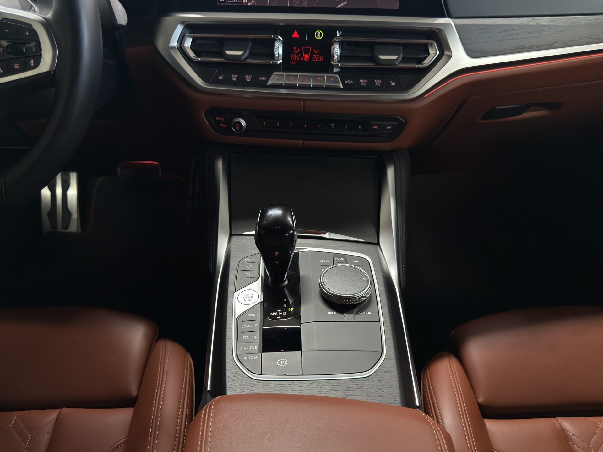 BMW M440i xDrive 48V Gran Coupé Steptronic-image-18