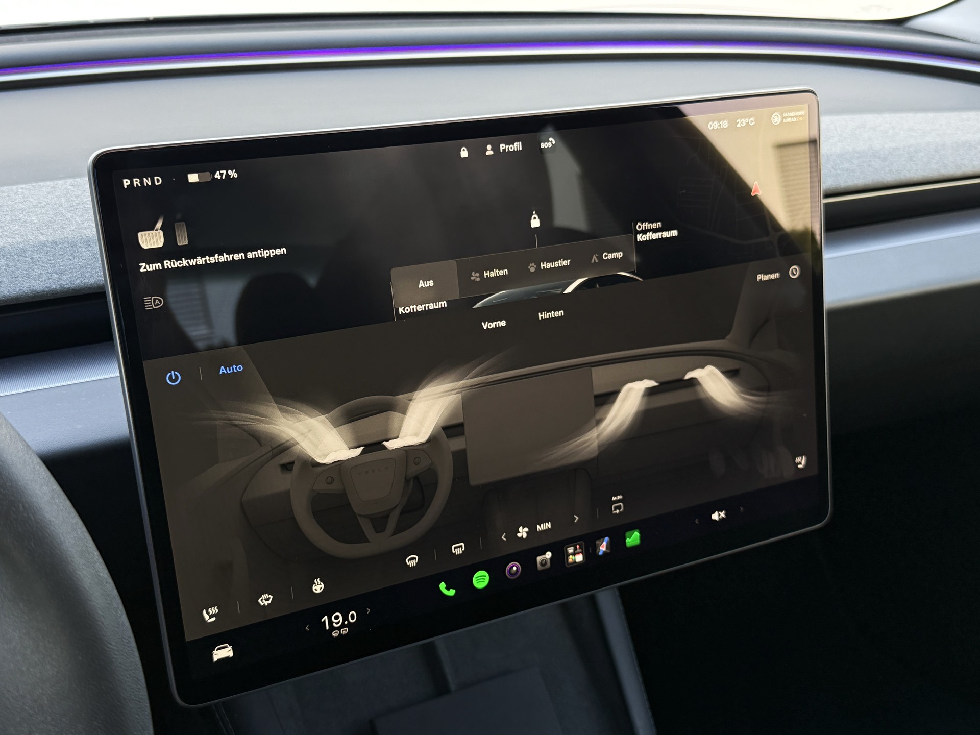 TESLA Model 3 Long Range Dual Motor AWD / Neues Modell-image-27