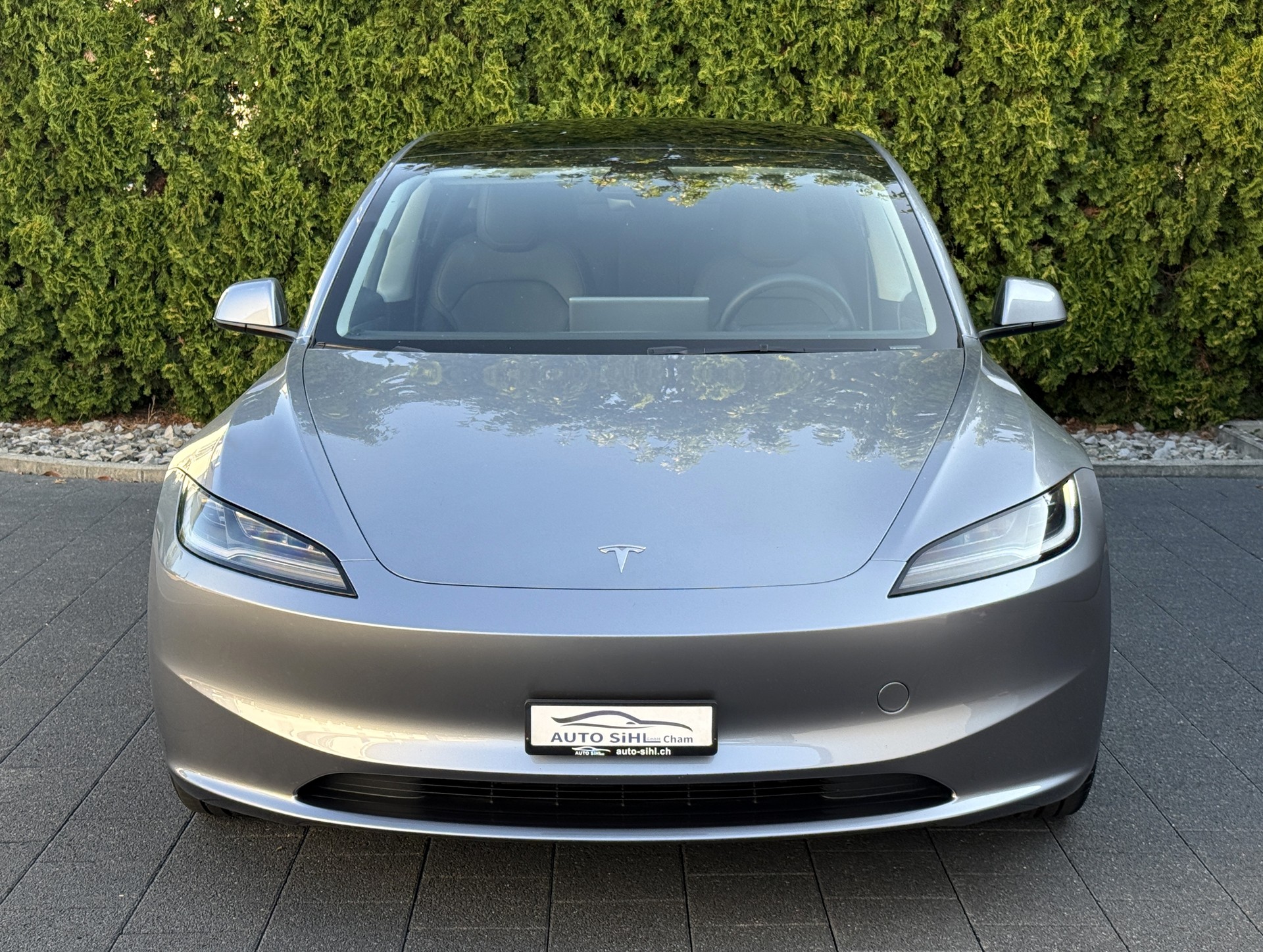 TESLA Model 3 Long Range Dual Motor AWD / Neues Modell-image-4