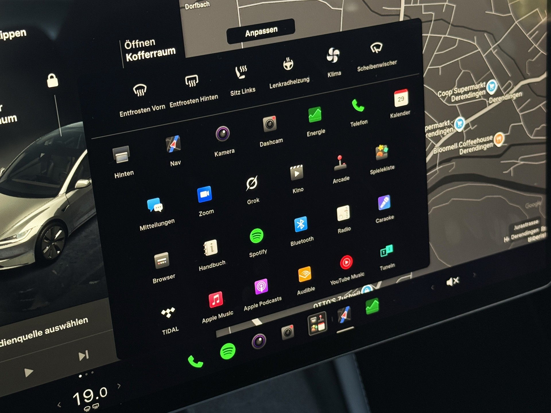 TESLA Model 3 Long Range Dual Motor AWD / Neues Modell-image-28