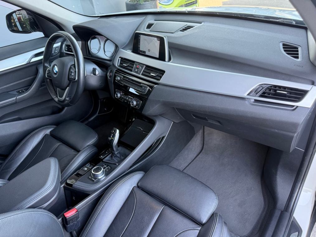BMW X1 xDrive 18d Sport Line Steptronic-image-7