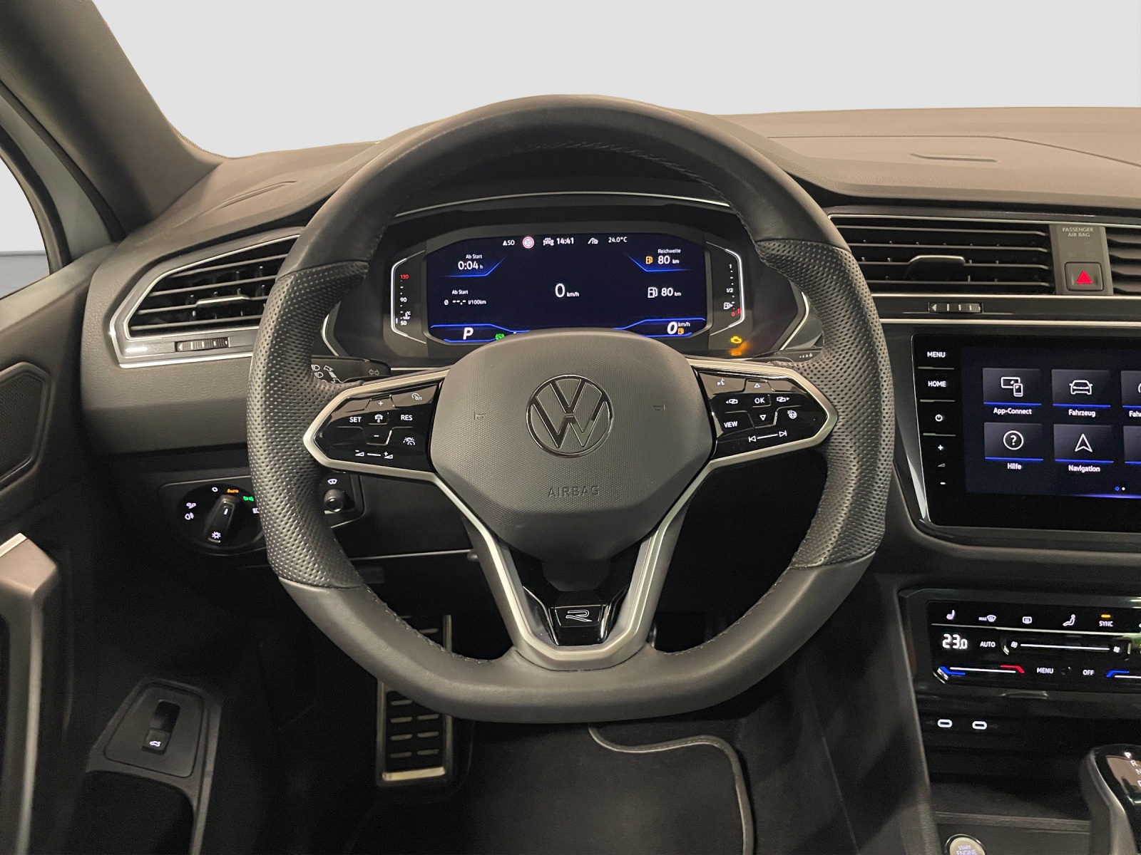 VW Tiguan Allspace 2.0TSI R-Line 4Motion DSG-image-9