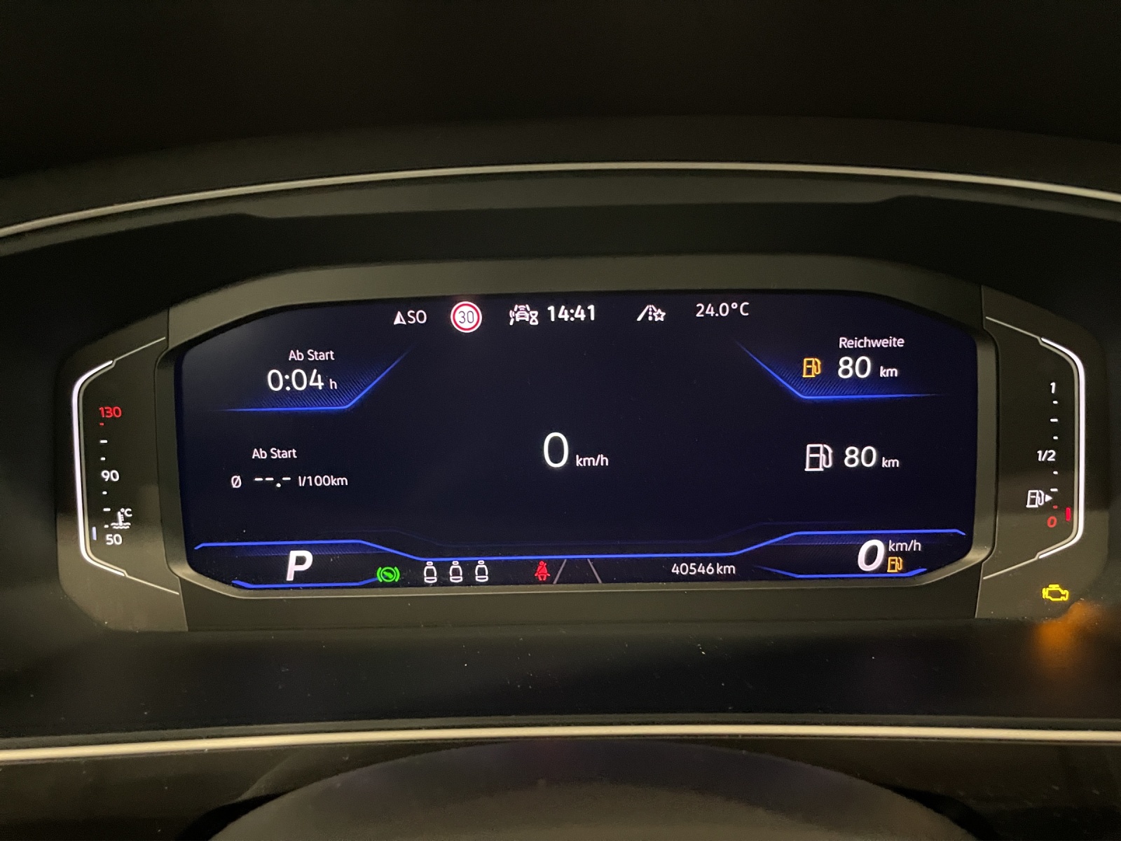 VW Tiguan Allspace 2.0TSI R-Line 4Motion DSG-image-11