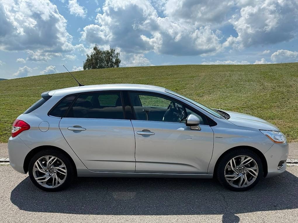 CITROEN C4 Berline 1.6 THP Exclusive EGS6-image-5