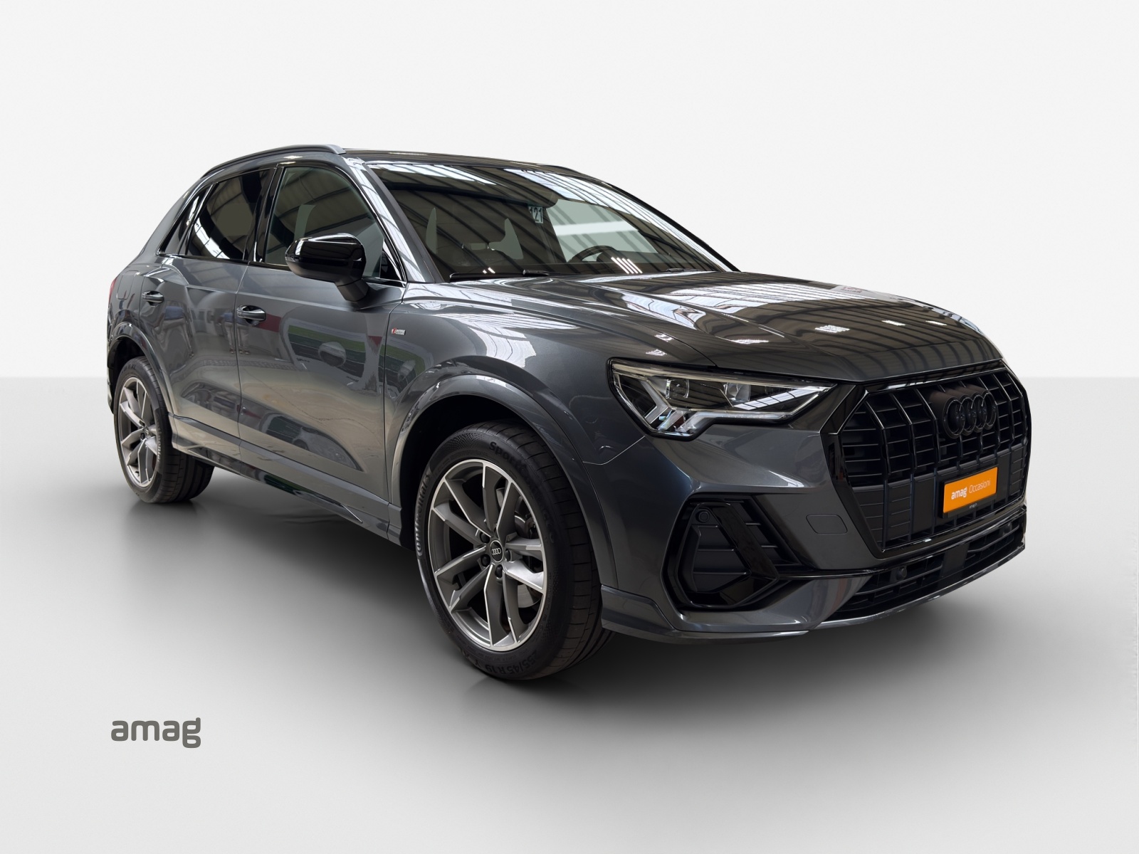 AUDI Q3 45 TFSI e S line S-tronic-image-5