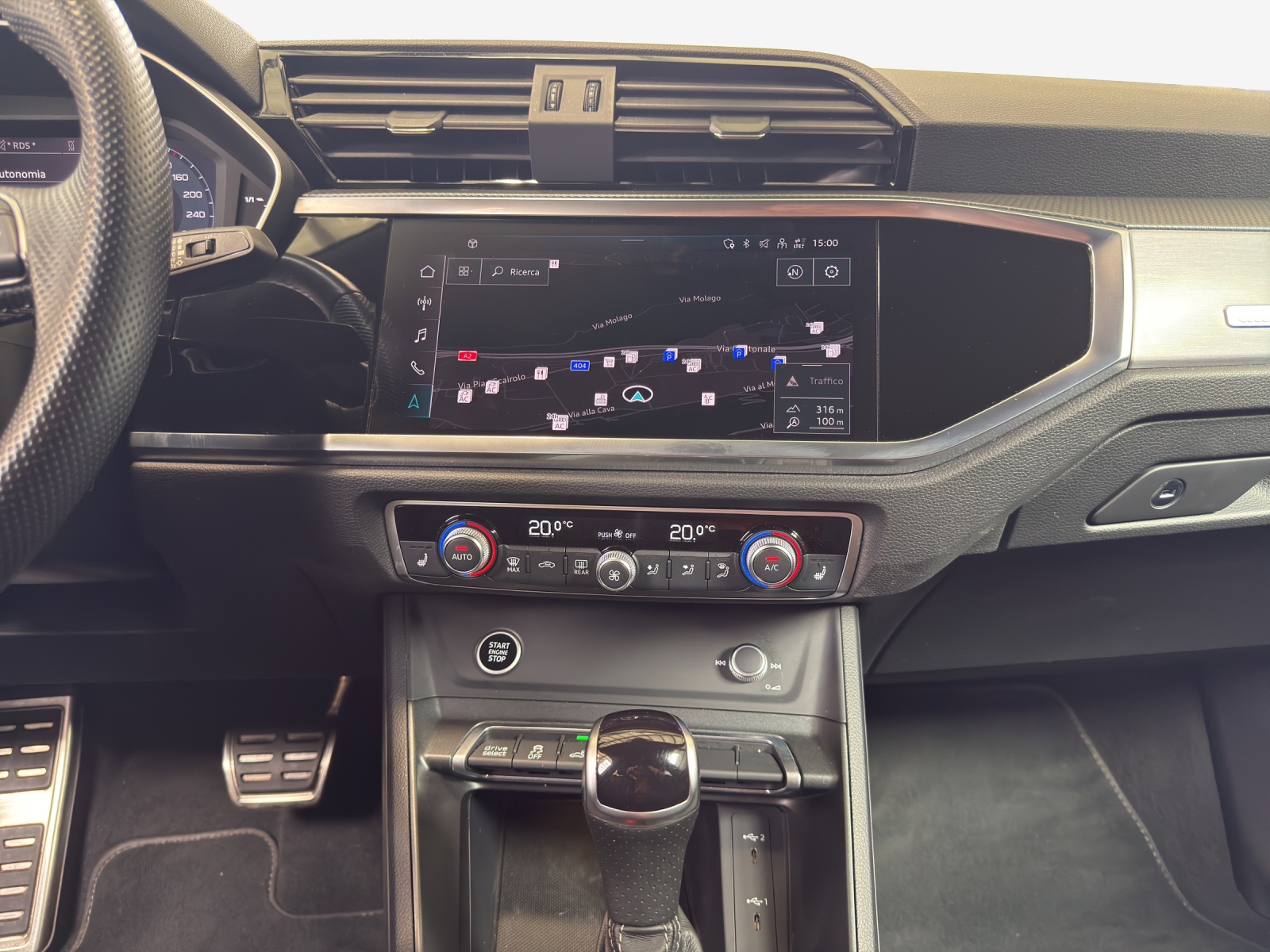 AUDI Q3 45 TFSI e S line S-tronic-image-10