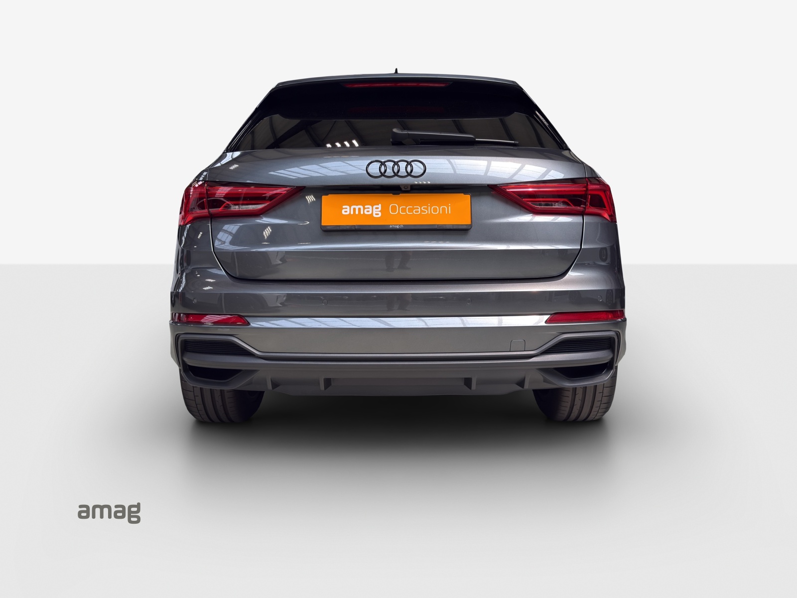 AUDI Q3 45 TFSI e S line S-tronic-image-3