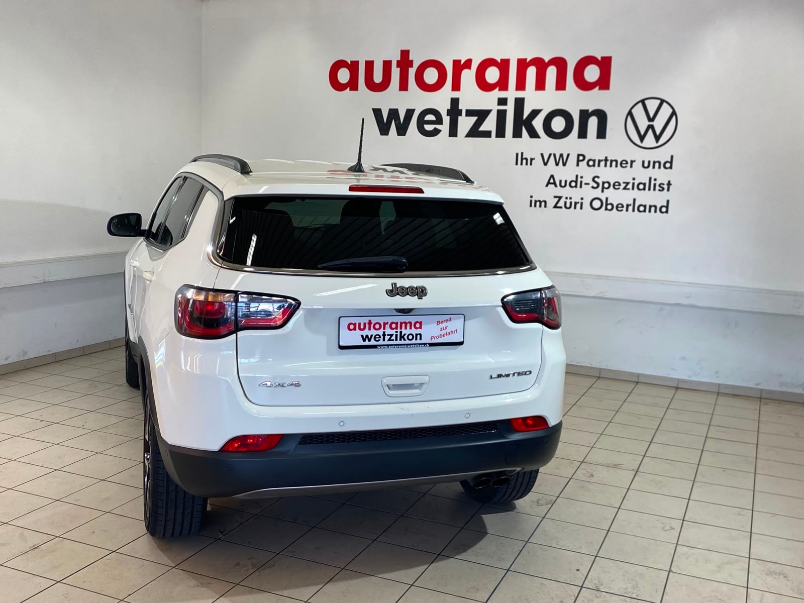 JEEP Compass 1.4 Turbo Limited AWD 9ATX-image-3