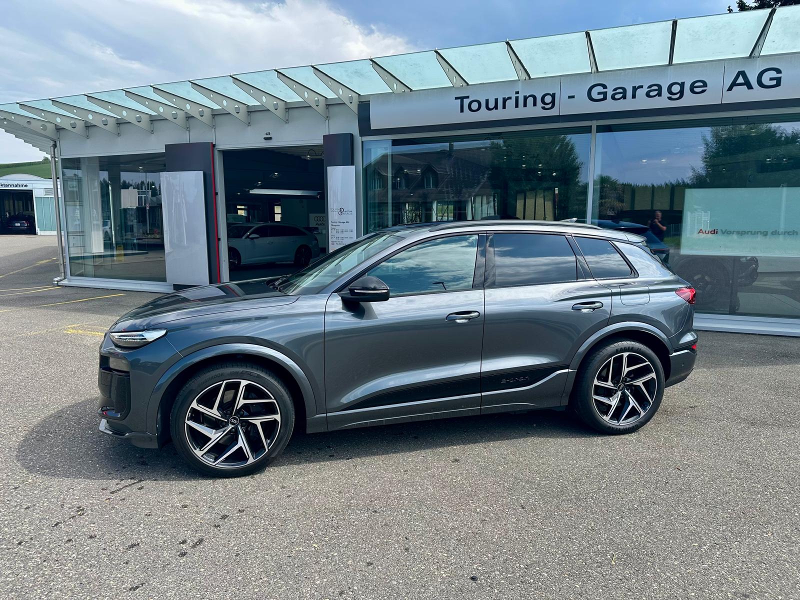 AUDI SQ6 e-tron quattro-image-1