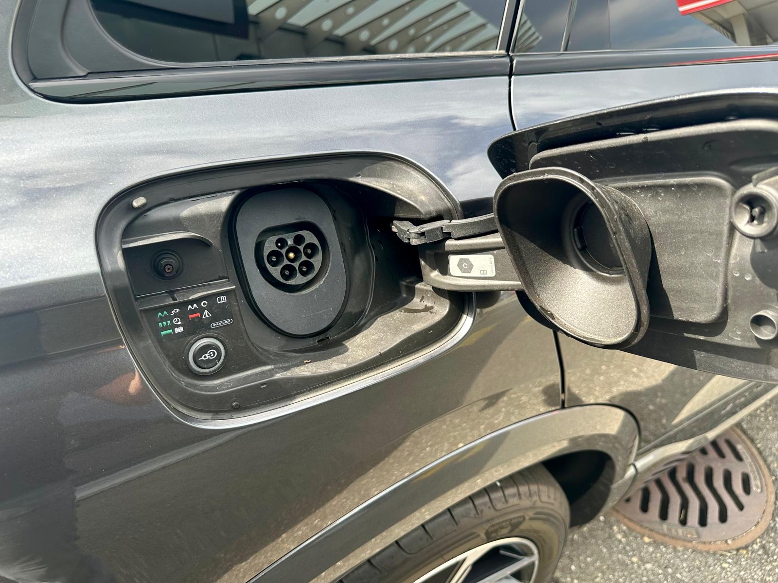 AUDI SQ6 e-tron quattro-image-7