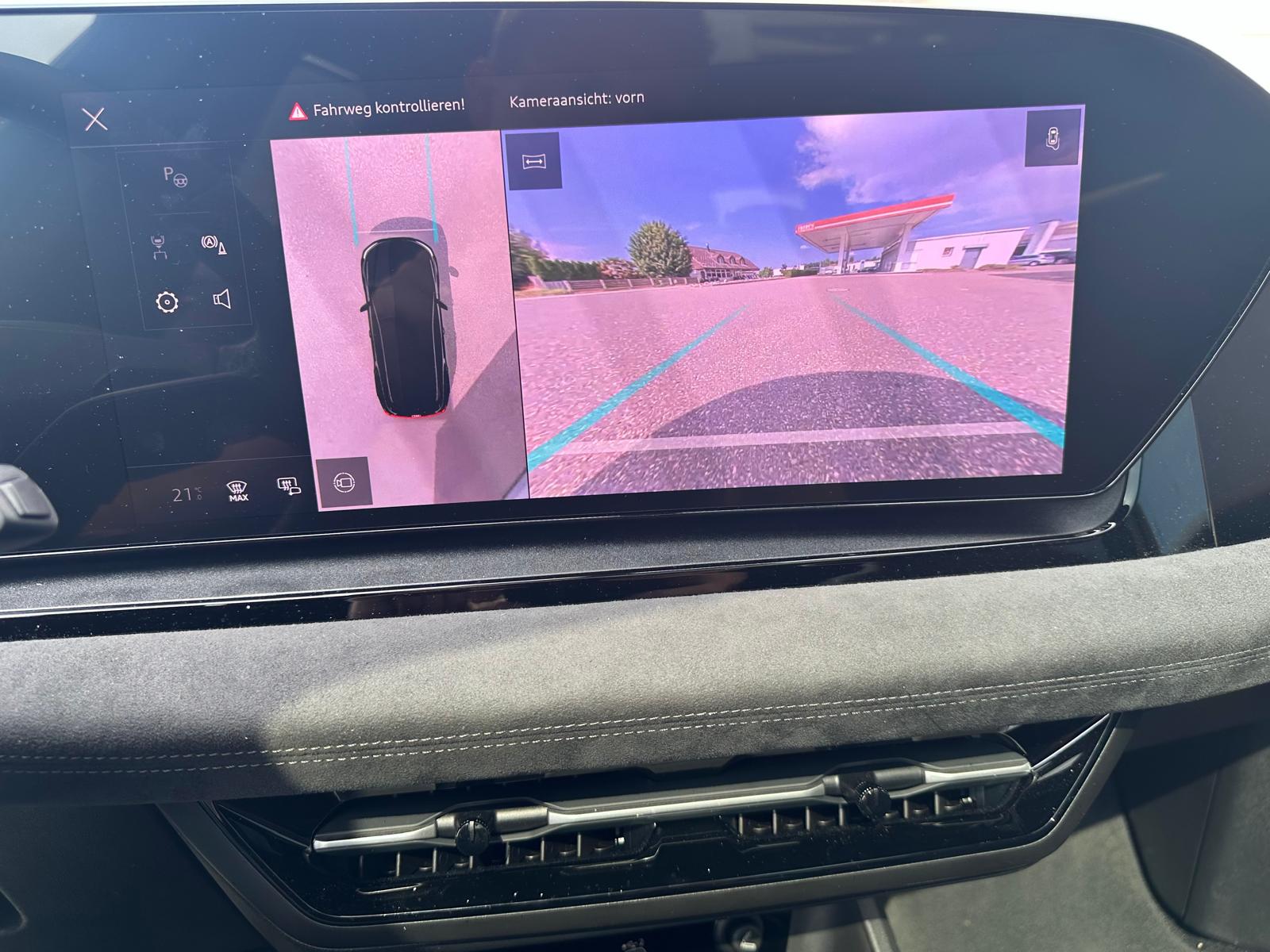 AUDI SQ6 e-tron quattro-image-18