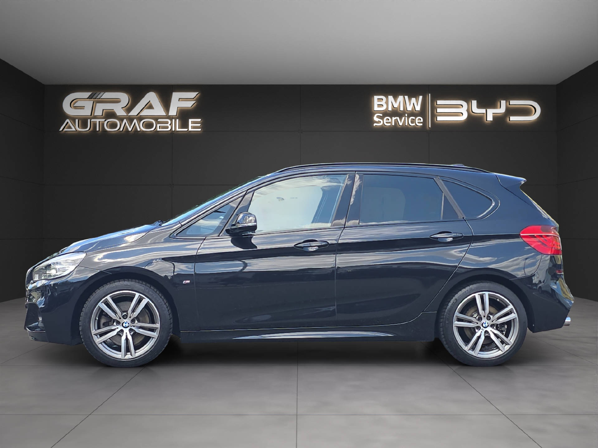BMW 225i xDrive Active Tourer M Sport ** Frisch ab MFK & 12 Monaten GARANTIE **-image-18