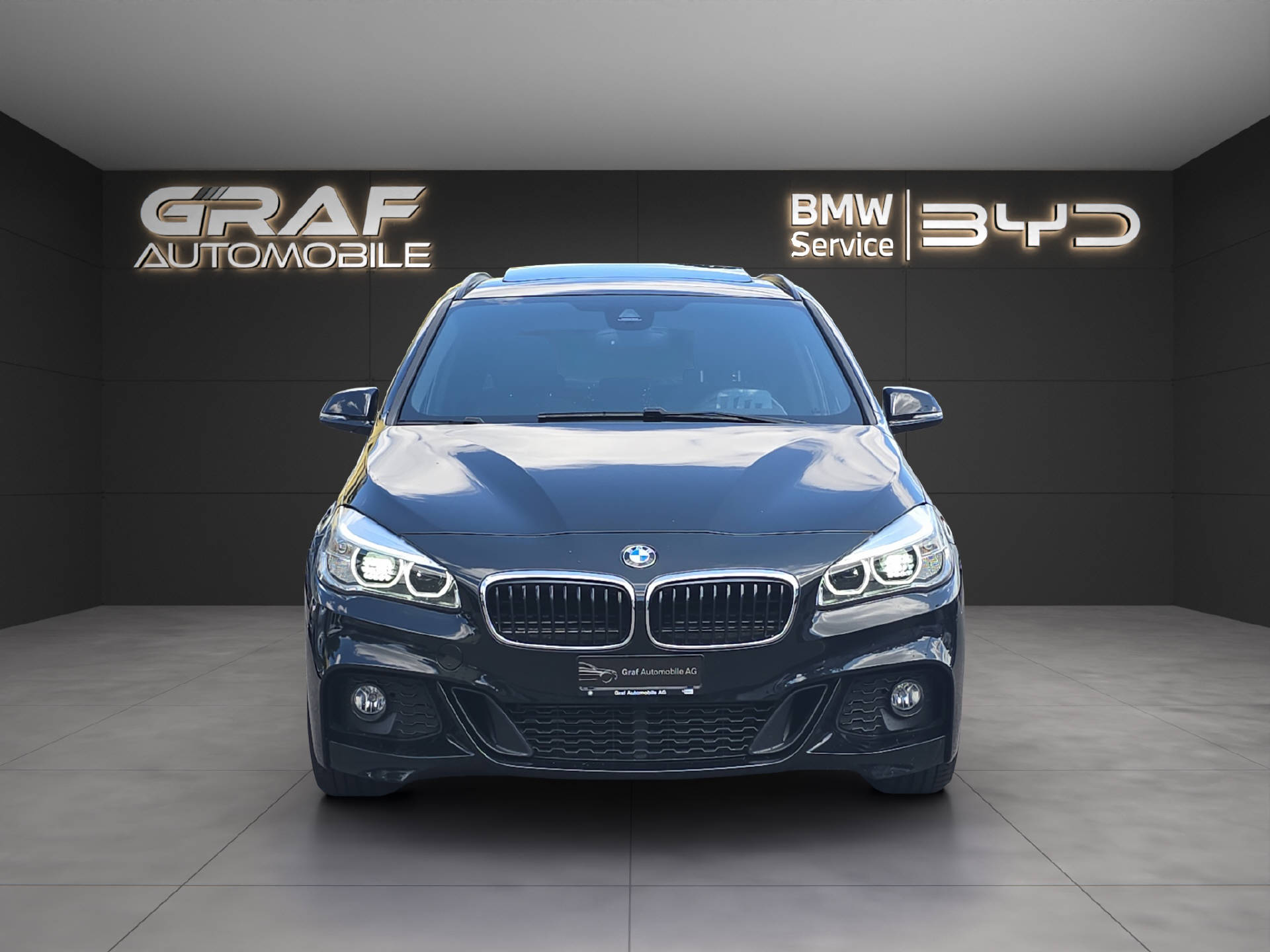 BMW 225i xDrive Active Tourer M Sport ** Frisch ab MFK & 12 Monaten GARANTIE **-image-1