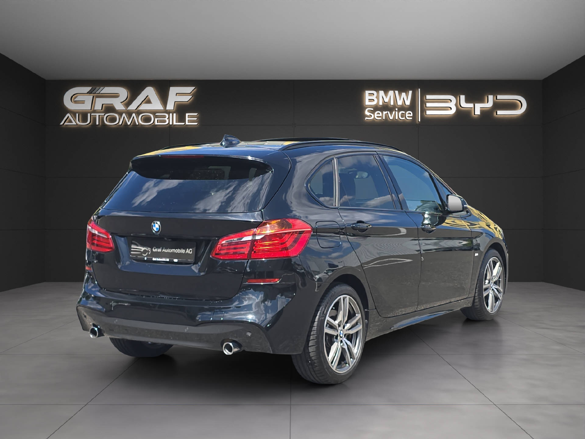 BMW 225i xDrive Active Tourer M Sport ** Frisch ab MFK & 12 Monaten GARANTIE **-image-4