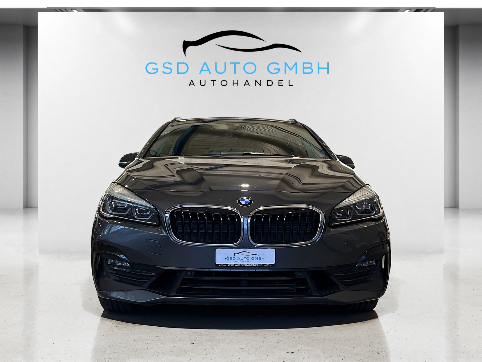 BMW 218d xDrive Active Tourer**Rückfahrtkam,AHK,Head Up Display,Tempomat ACC,CH Auslieferung,Frisch ab MFK**-image-1