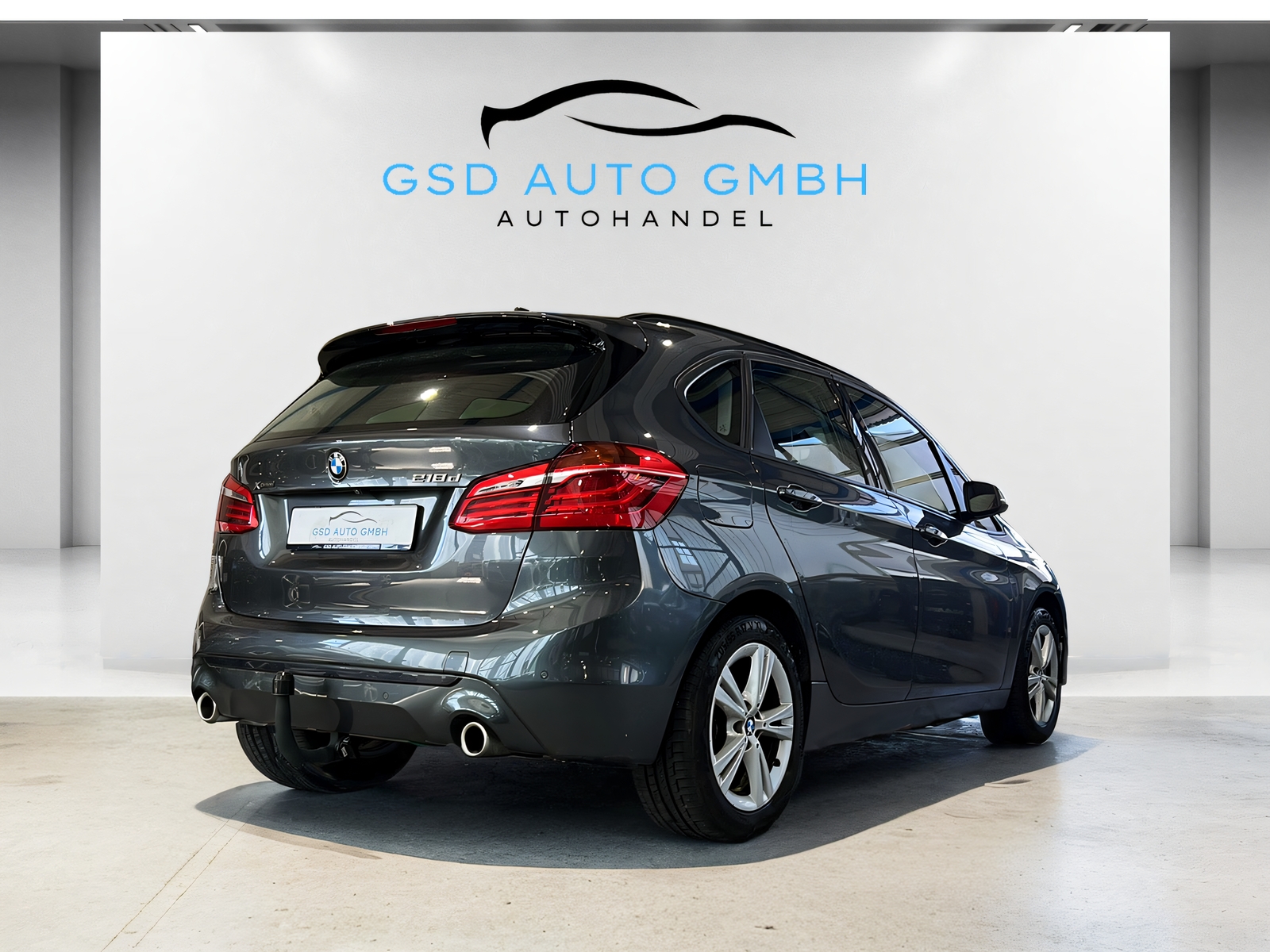 BMW 218d xDrive Active Tourer**Rückfahrtkam,AHK,Head Up Display,Tempomat ACC,CH Auslieferung,Frisch ab MFK**-image-4