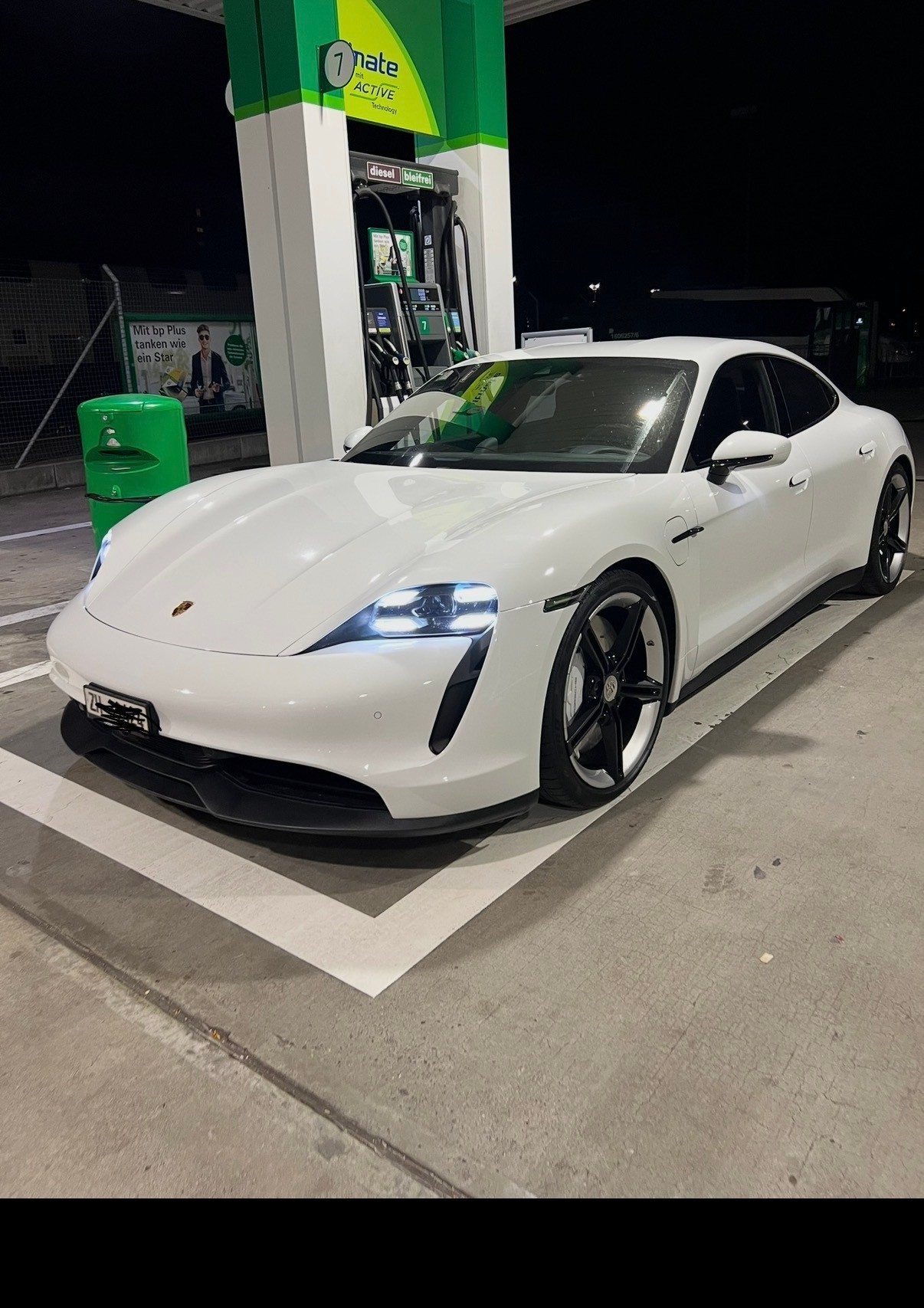 PORSCHE 4S Performance Batterie-image-1