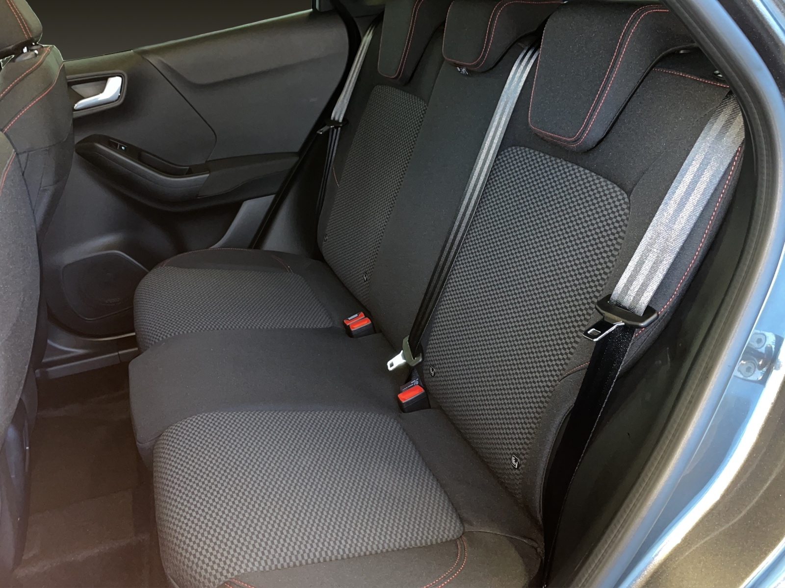 FORD Puma 1.0 EcoB Hybrid 125 ST-Line-image-11