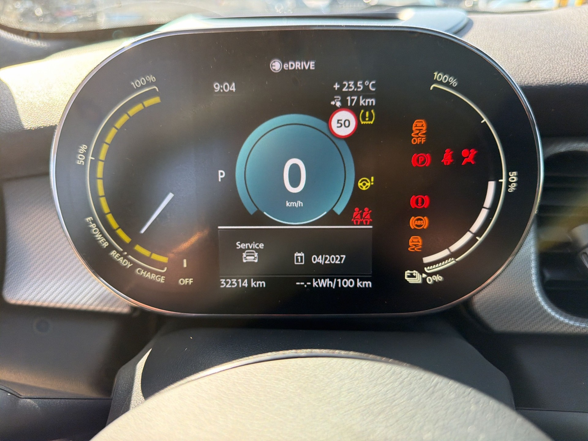 MINI Cooper SE Mosaert Edition-image-9