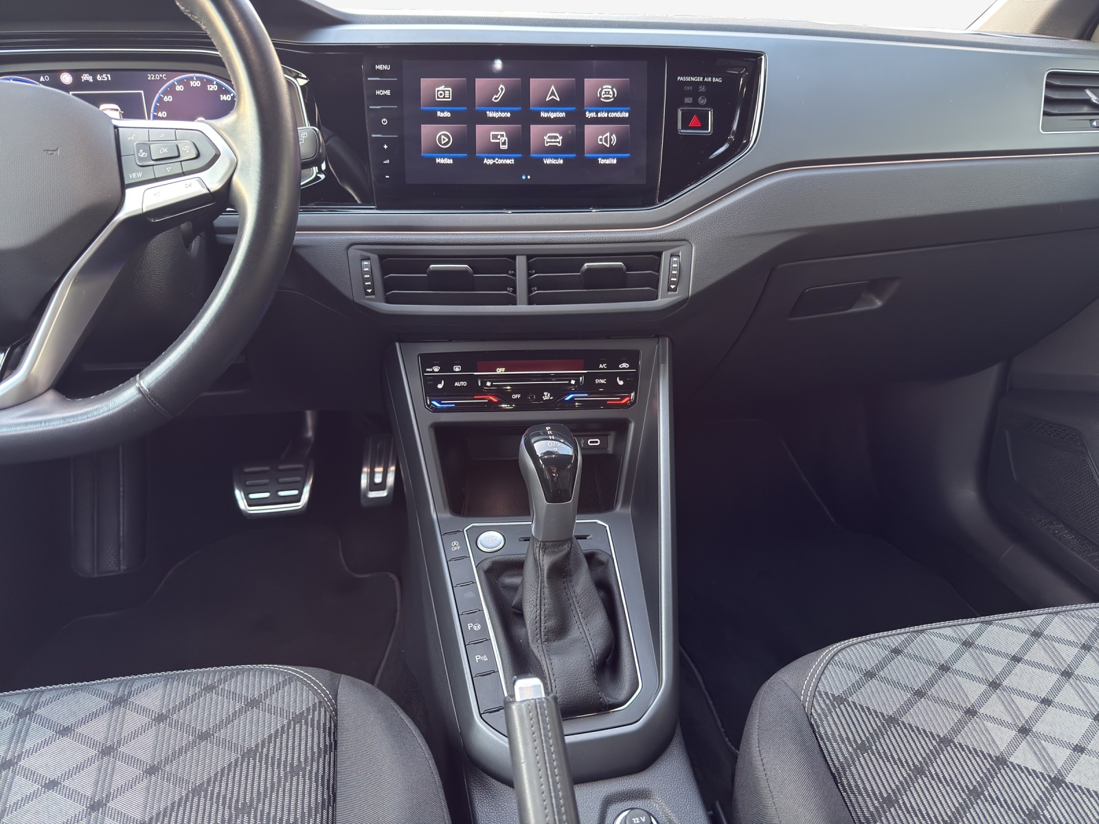 VW Taigo 1.5 TSI R-Line DSG-image-10