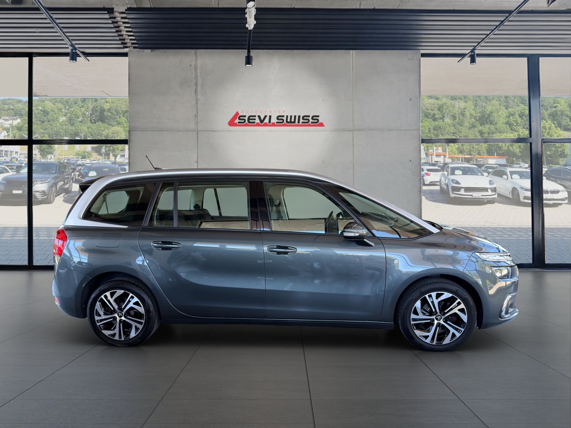 CITROEN Grand C4 Picasso 1.2 Pure Tech Feel Edition EAT6-image-1