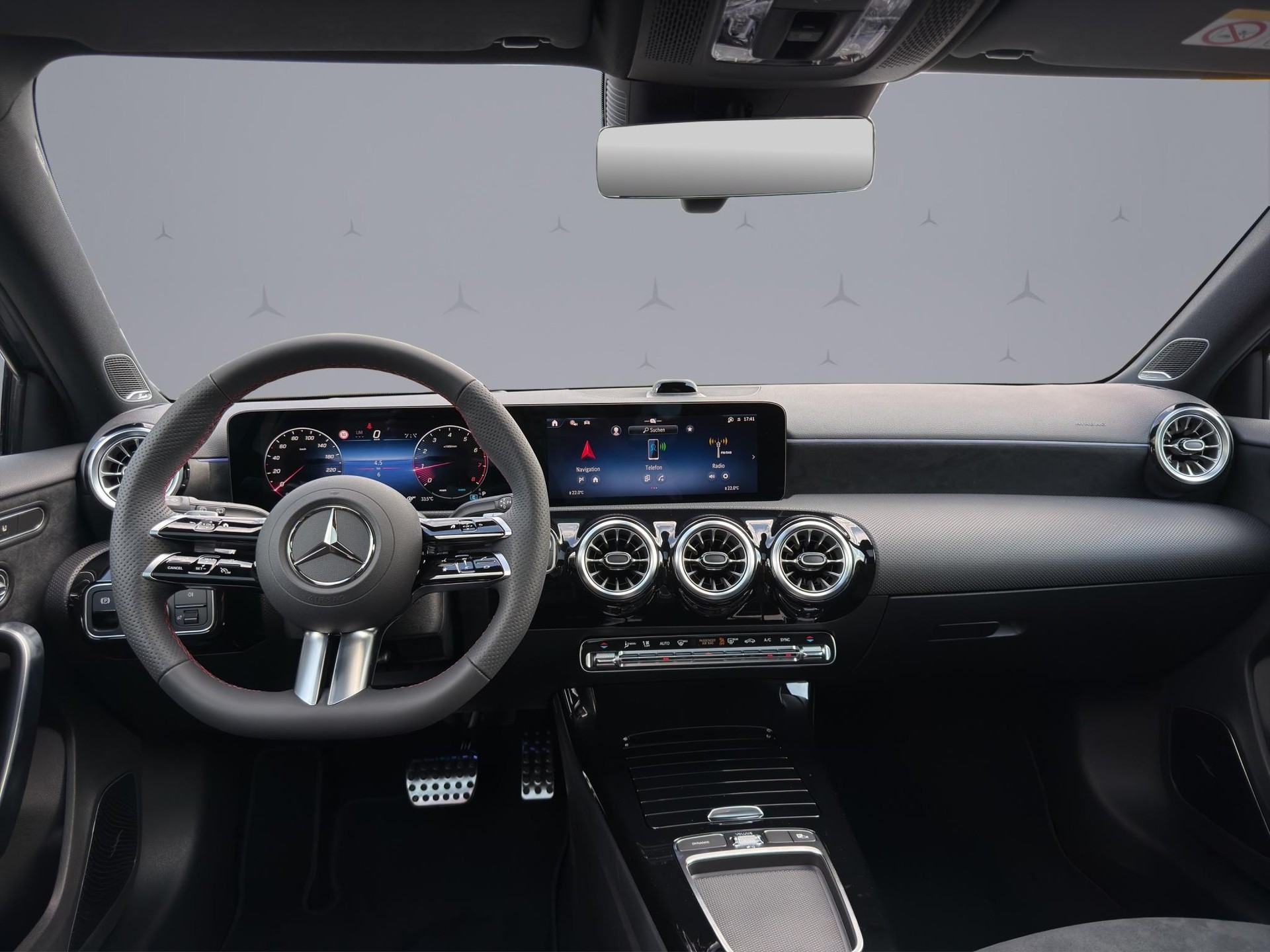 MERCEDES-BENZ A 250 AMG Line 4m-image-12