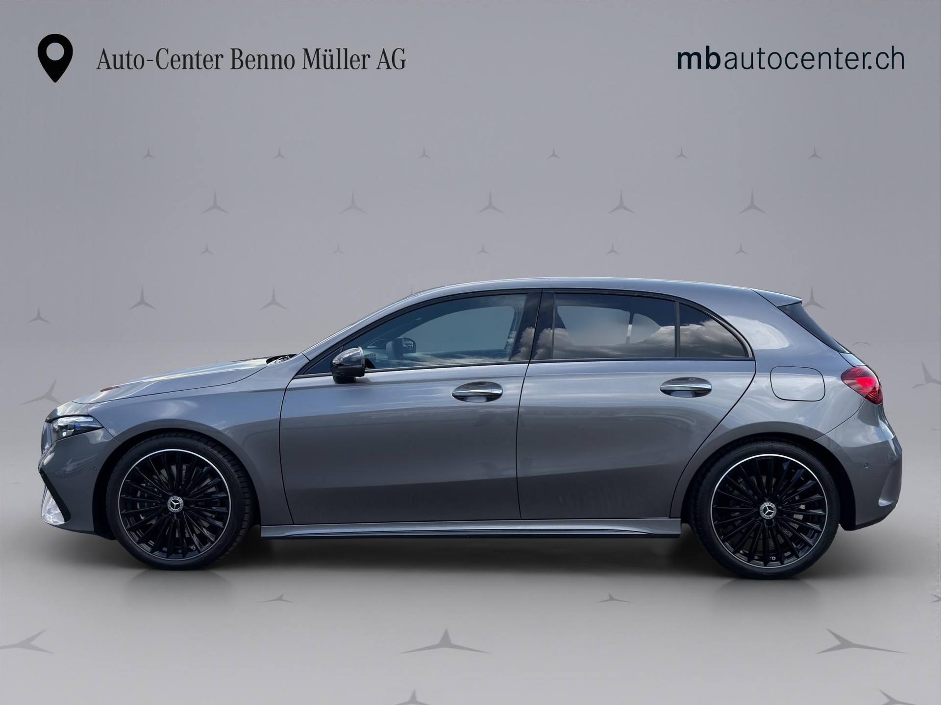 MERCEDES-BENZ A 250 AMG Line 4m-image-2