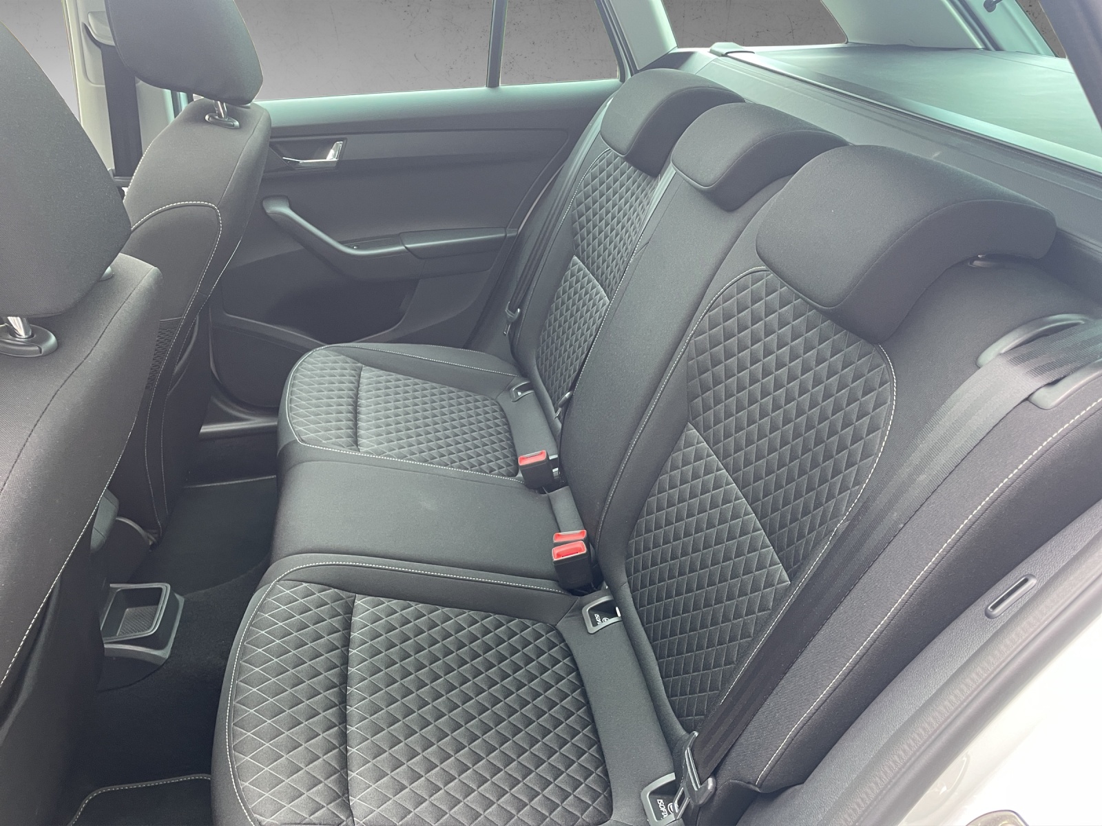 SKODA SKODA Fabia Combi "Swiss Edition"-image-12