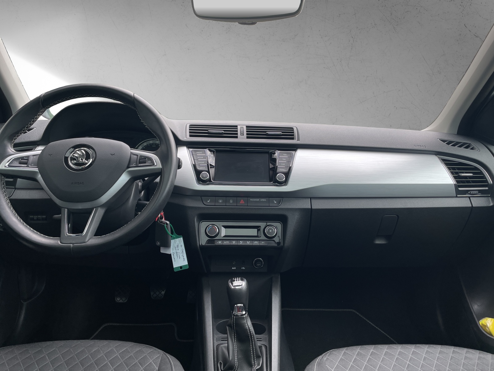 SKODA SKODA Fabia Combi "Swiss Edition"-image-11