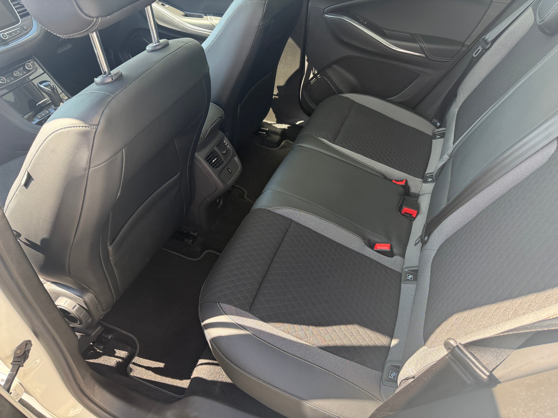 OPEL Grandland X 1.2i TP Excellence Automatik-image-6