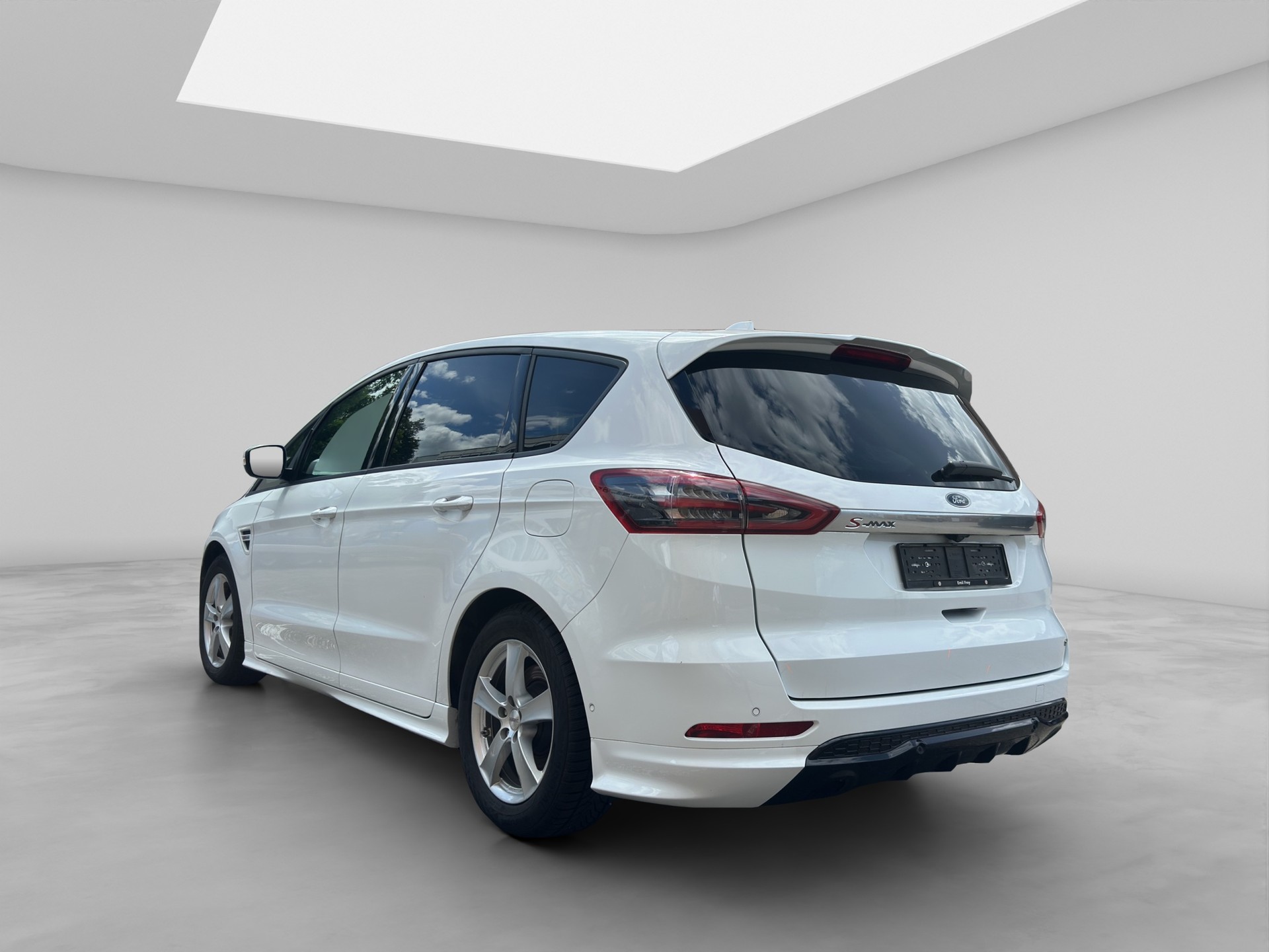 FORD S-Max 2.5 FHEV ST-Line 7Pl-image-3