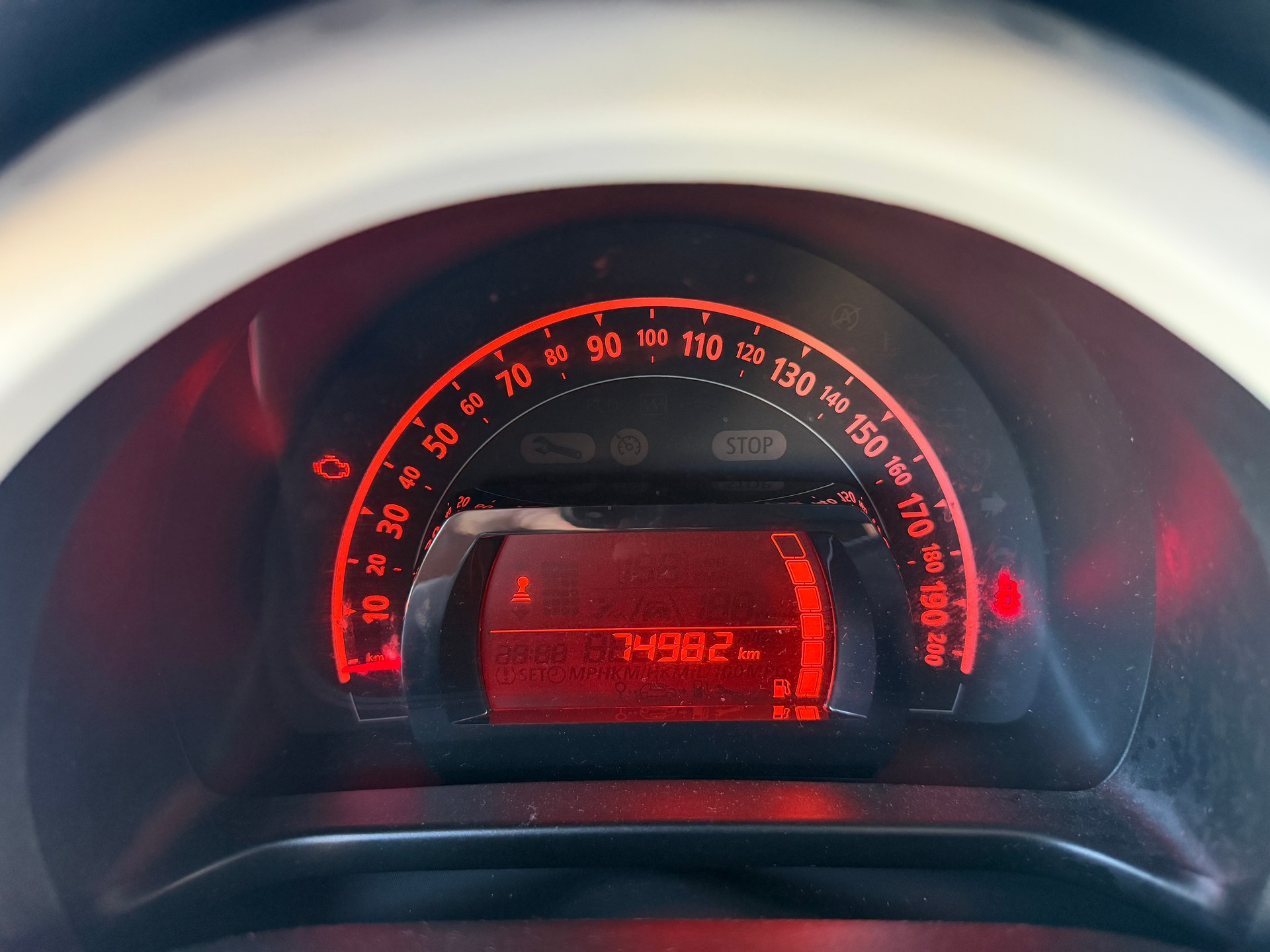 RENAULT Twingo 0.9 TCe 90 Intens-image-10