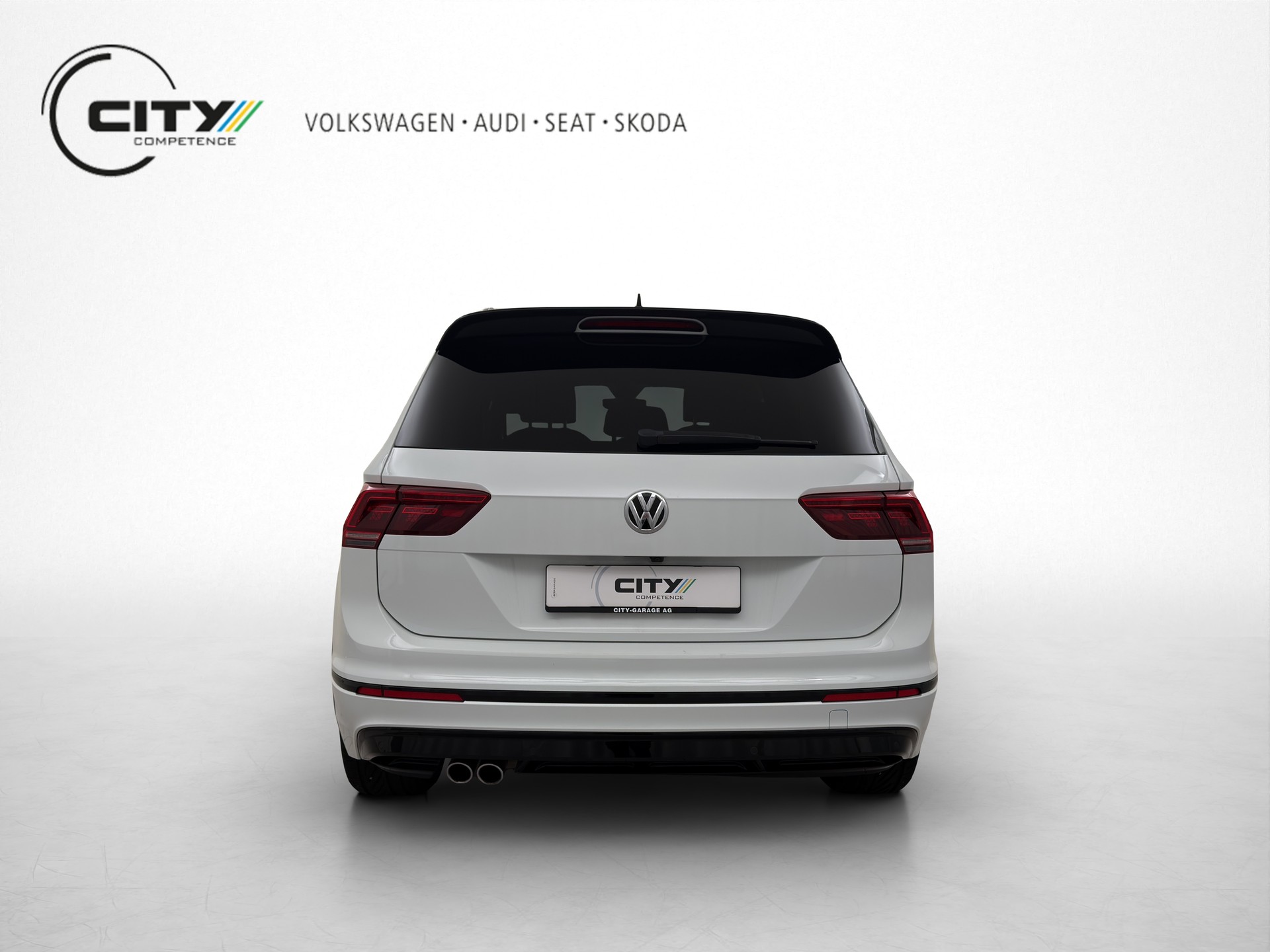 VW Tiguan 2.0 TSI Highline R-Line DSG-showroom-element-3