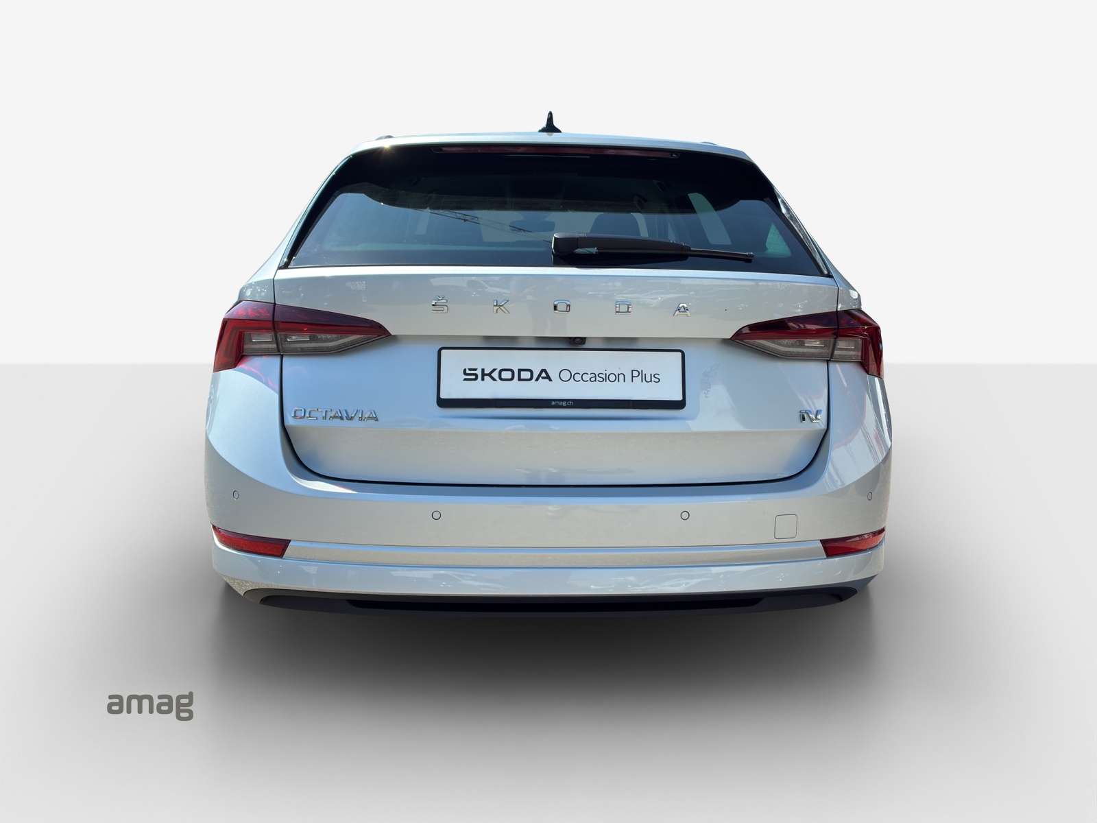 SKODA Octavia Combi 1.4 TSI PHEV DSG Ambition-showroom-element-3