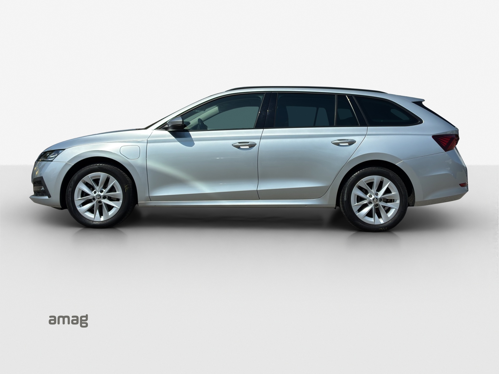 SKODA Octavia Combi 1.4 TSI PHEV DSG Ambition-showroom-element-1