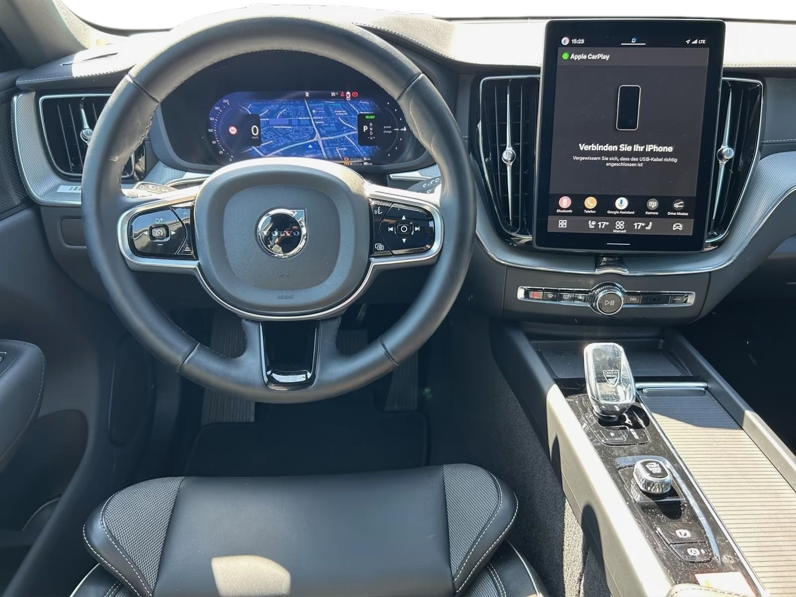 VOLVO XC60 T6 eAWD PluginHybrid Ultra Dark Geartronic-image-15