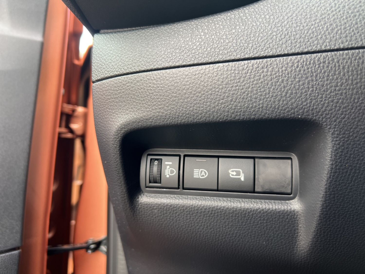 TOYOTA Aygo X 1.5 VVT-i HSD Trend-image-16