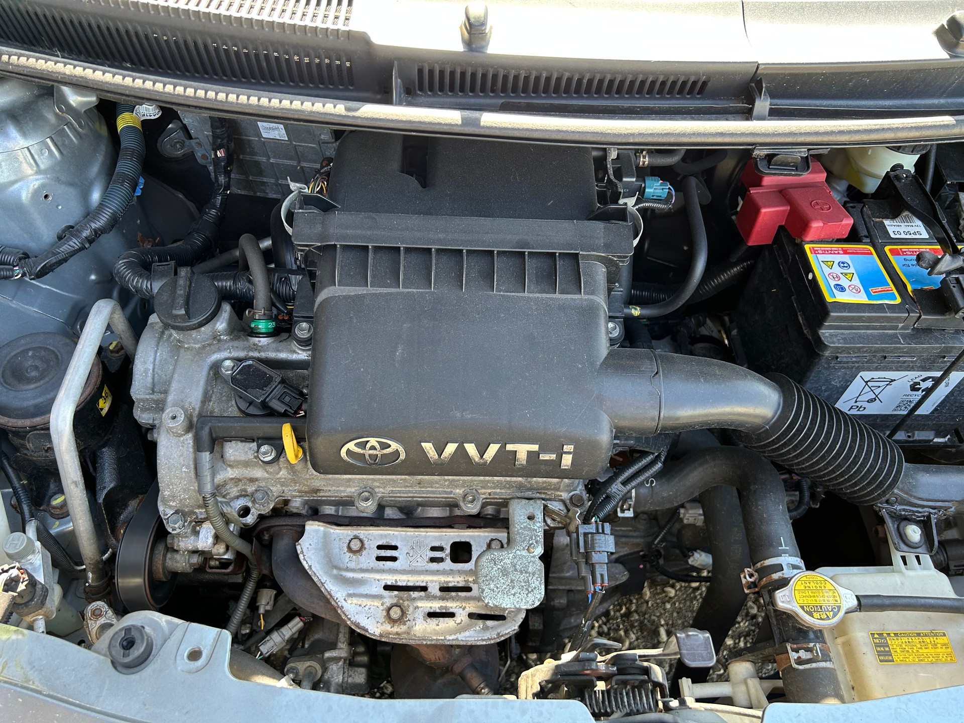 TOYOTA Yaris 1.3 Linea Sol-image-14