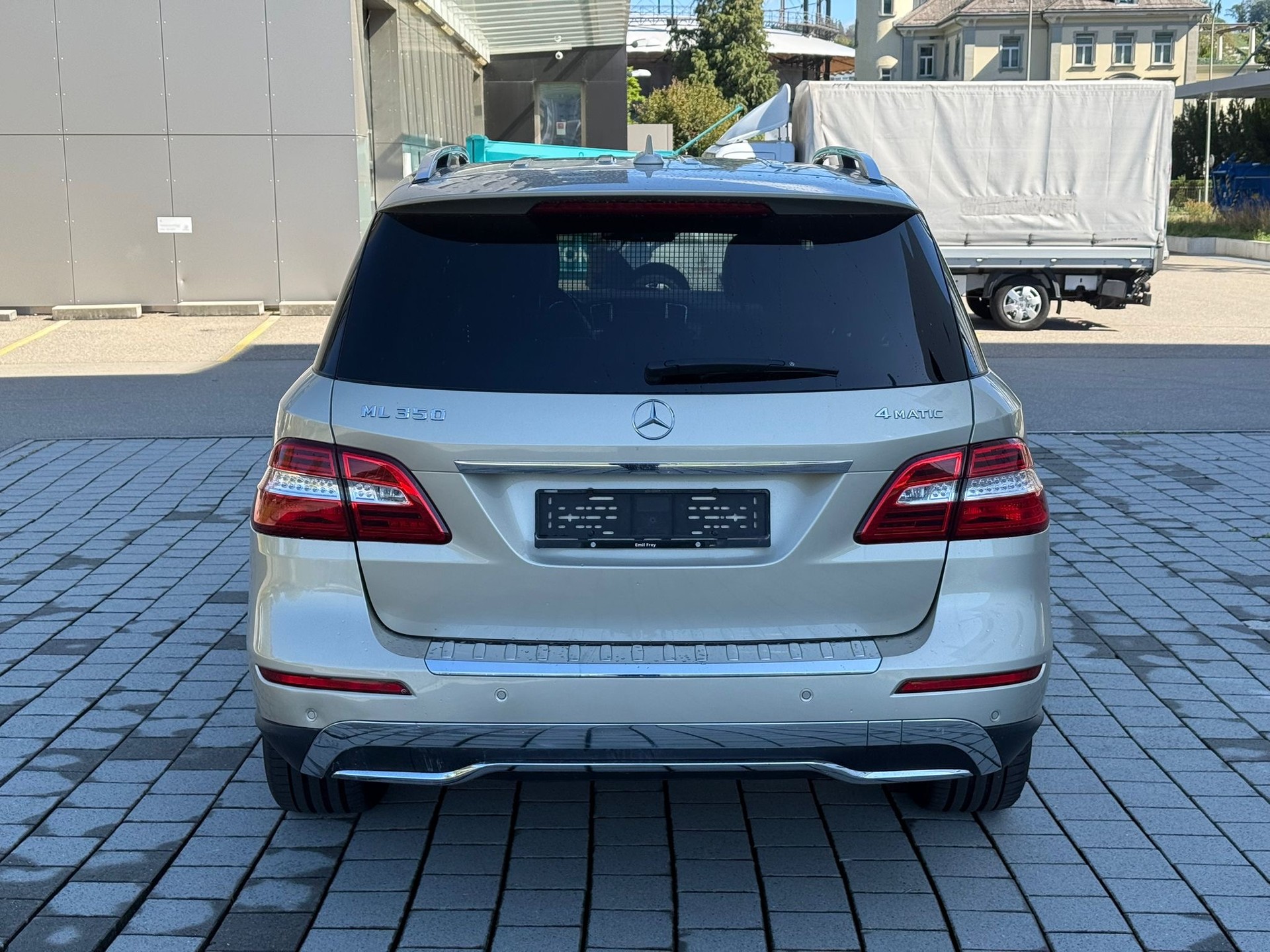 MERCEDES-BENZ ML 350 BlueEfficiency Edition 4Matic 7G-Tronic-image-5
