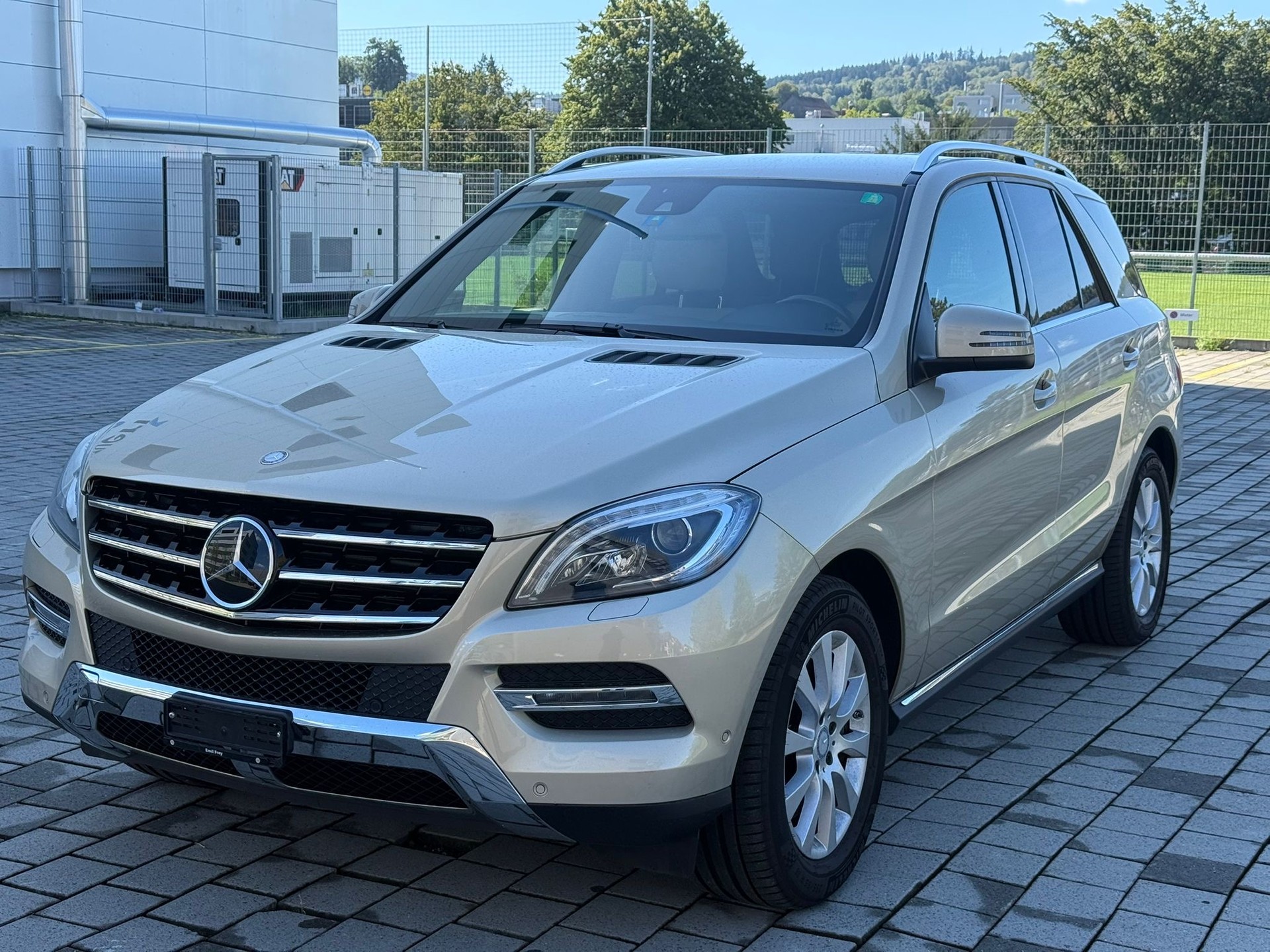 MERCEDES-BENZ ML 350 BlueEfficiency Edition 4Matic 7G-Tronic