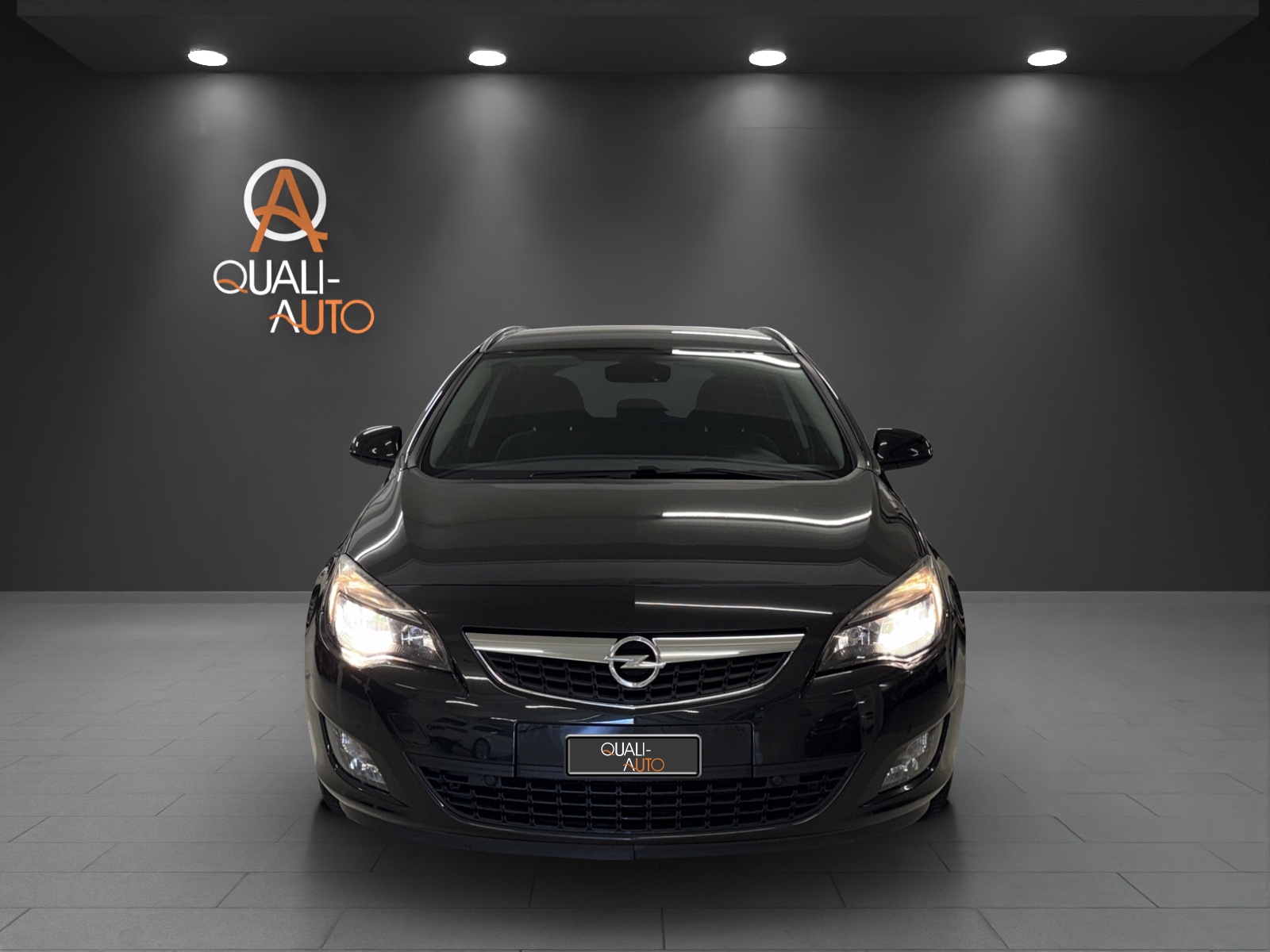 OPEL Astra SportsTourer 1.4i 16V Turbo Automatic-showroom-element-1