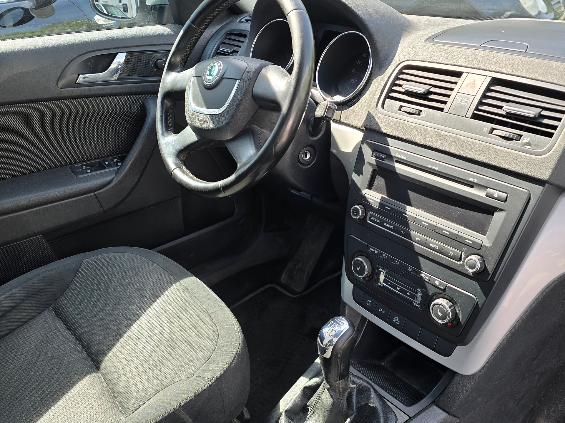 SKODA Yeti 2.0 TDI Ambition 4x4-image-9