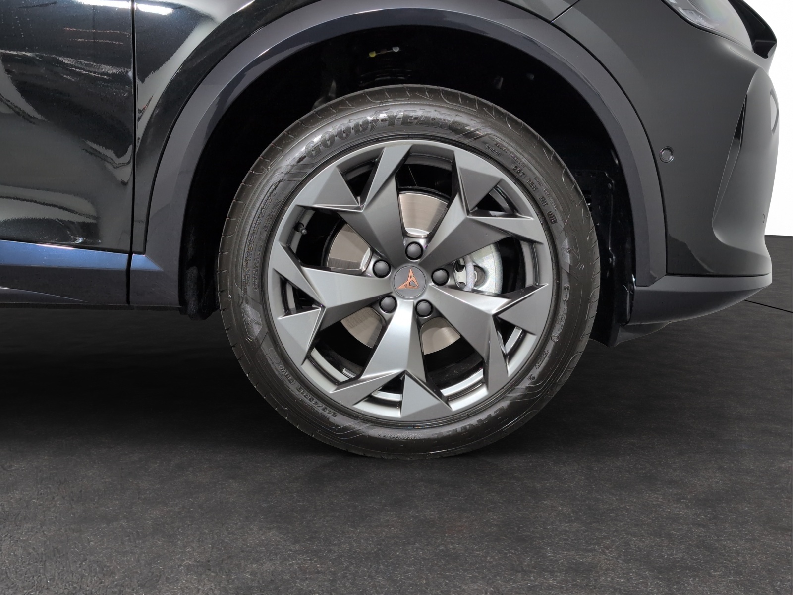 CUPRA Formentor 1.5 e-HYBRID pHEV Prime Edition DSG-image-4